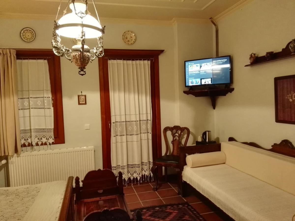 Viraggas Traditional Hotel Vrástama Екстериор снимка