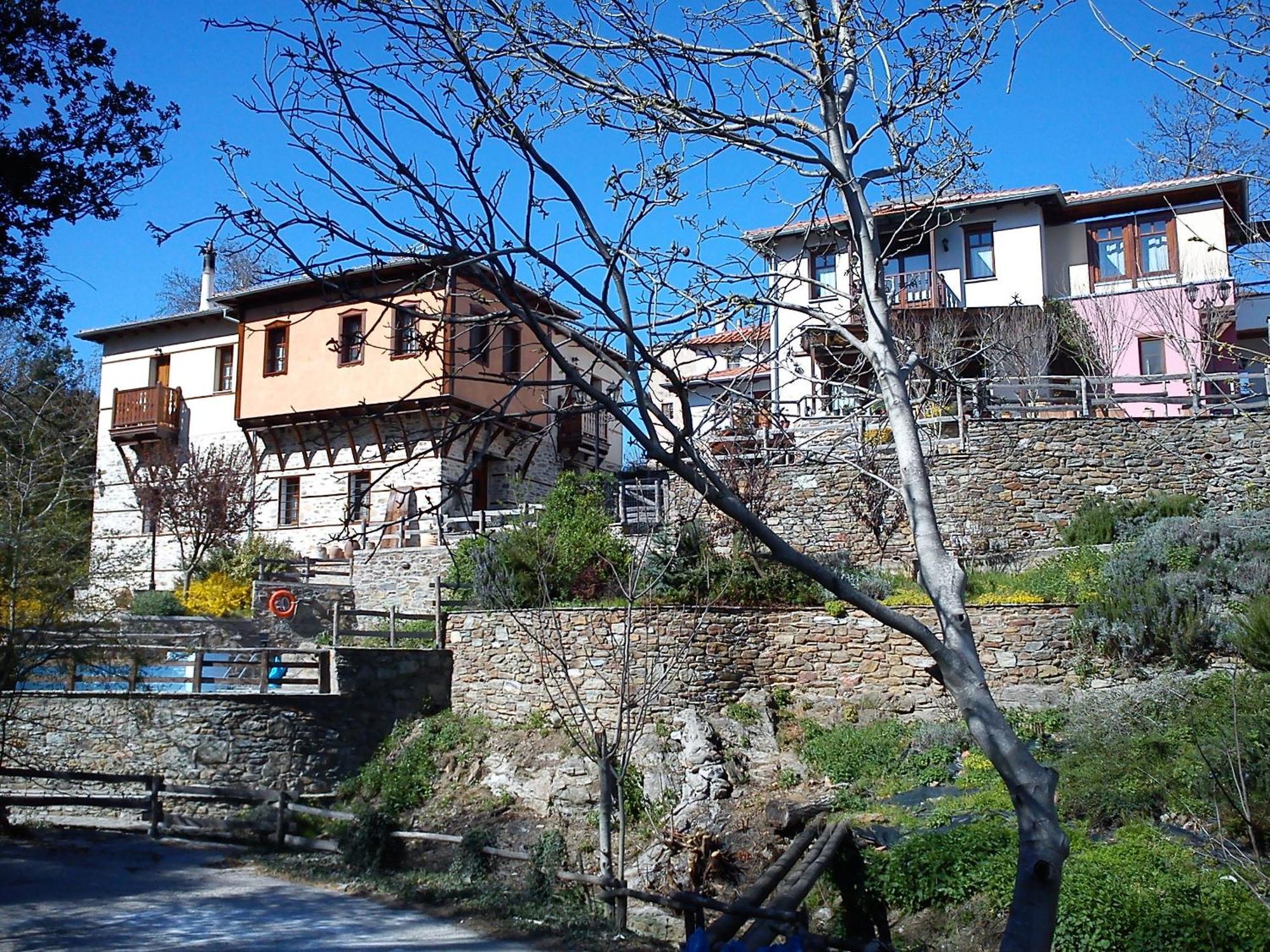 Viraggas Traditional Hotel Vrástama Екстериор снимка