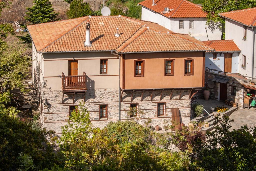 Viraggas Traditional Hotel Vrástama Екстериор снимка