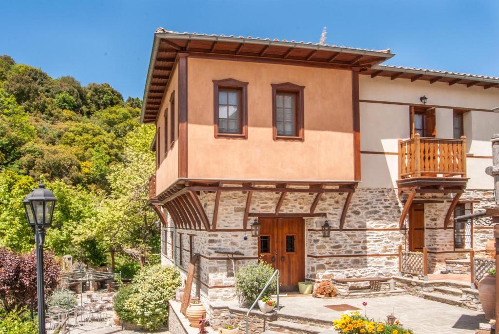 Viraggas Traditional Hotel Vrástama Екстериор снимка