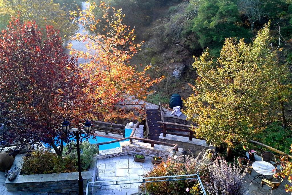 Viraggas Traditional Hotel Vrástama Екстериор снимка