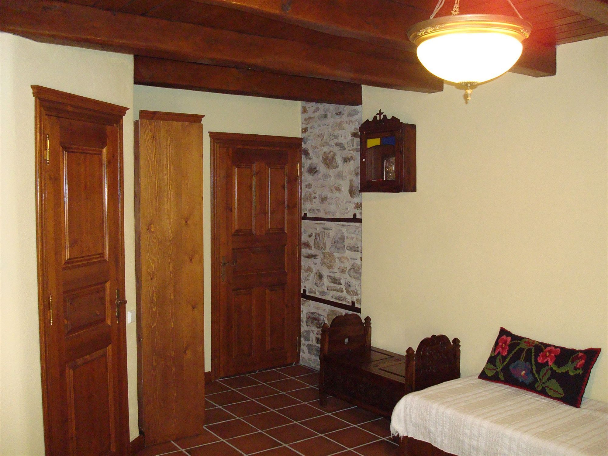 Viraggas Traditional Hotel Vrástama Екстериор снимка